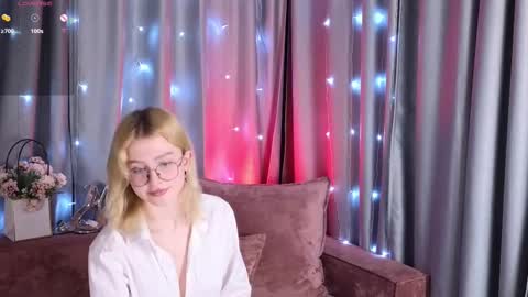 Snapshot of jenny_bunny_ chatting on February 2025 07:38:01 AM jenny_bunny_ online show from February 2025 07:38:01 AM