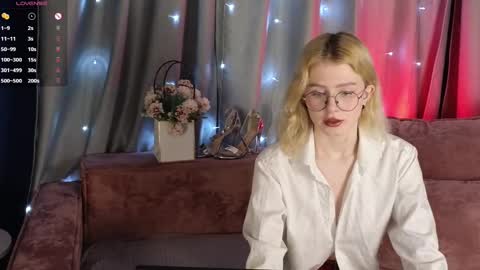 Snapshot of jenny_bunny_ chatting on February 2025 01:24:02 AM jenny_bunny_ online show from February 2025 01:24:02 AM