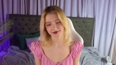 Snapshot of jenny_bunny_ chatting on February 2025 04:31:01 AM jenny_bunny_ online show from February 2025 04:31:01 AM