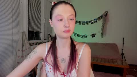 Snapshot of jenny_cox_love chatting on January 2025 07:11:01 PM Jennifer Jenny Darling online show from January 2025 07:11:01 PM