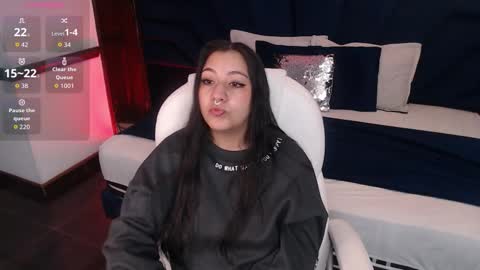 Jenny  online show from November 2025 12:39:02 PM