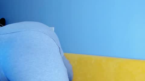 Jenny online show from October 2025 01:23:01 AM