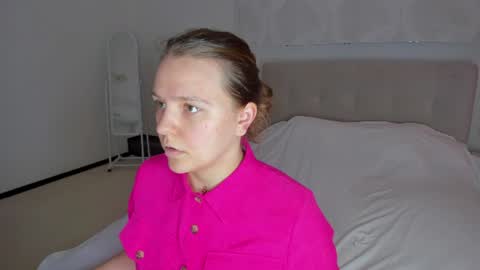 Snapshot of jenny_jimmy chatting on July 2026 09:17:01 AM Jenny online show from July 2026 09:17:01 AM