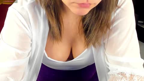 Helena online show from April 2026 04:59:01 AM