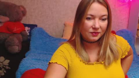 Snapshot of jenny_oliviawow chatting on October 2025 01:53:02 PM All the most interesting in private. my room for my smile online show from October 2025 01:53:02 PM