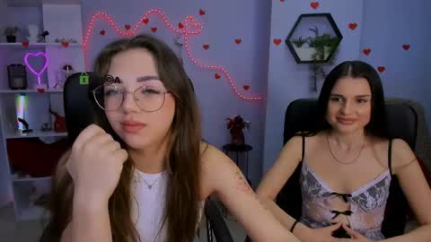 Jenny online show from April 2026 05:43:01 AM