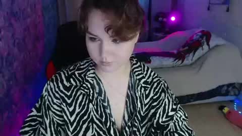 Snapshot of jennyattal chatting on July 2026 05:13:01 AM Jenny online show from July 2026 05:13:01 AM