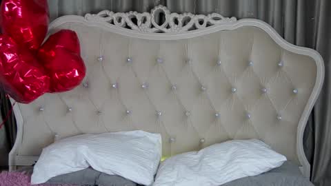 Jenny Ferguson online show from February 2025 07:17:01 PM