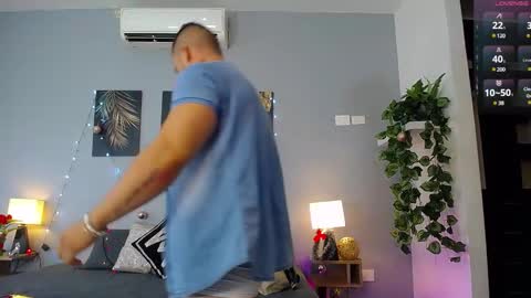 Snapshot of jeremylowe chatting on December 2024 05:08:01 PM Jeremy Lowe online show from December 2024 05:08:01 PM