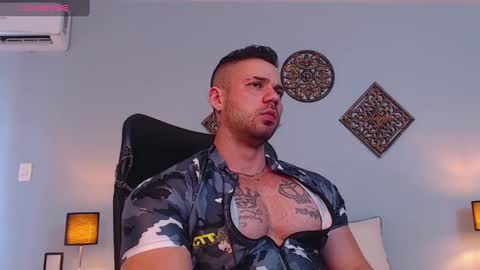 Snapshot of jeremylowe chatting on March 2025 04:56:02 PM Jeremy Lowe online show from March 2025 04:56:02 PM