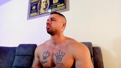 Snapshot of jeremylowe chatting on September 2025 07:28:01 PM Jeremy Lowe online show from September 2025 07:28:01 PM