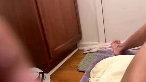 Jerkstar16 online show from April 2026 04:10:02 AM