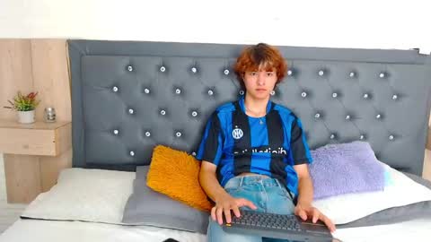 jermi_johnson online show from September 2025 01:54:01 PM