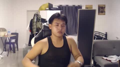 Prettyboyph online show from September 2025 05:22:02 AM
