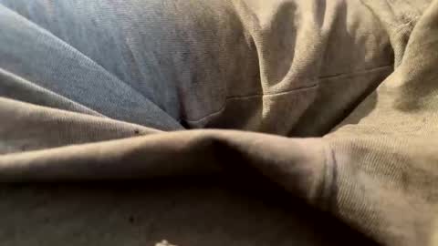 Jeremys room chill and puff one enjoy online show from April 2026 06:50:01 PM