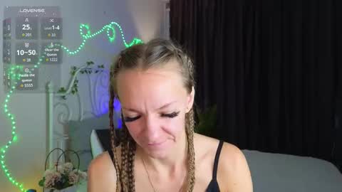 jesica_moon_peachy online show from October 2025 01:28:01 AM