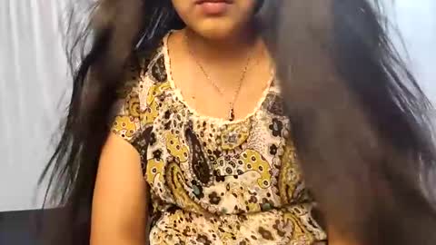 Jesmin online show from May 2026 06:49:02 PM