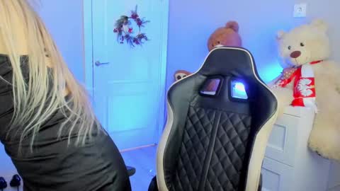 Snapshot of jess1ca_rabb1t chatting on December 2024 06:01:02 AM jess1ca_rabb1t online show from December 2024 06:01:02 AM