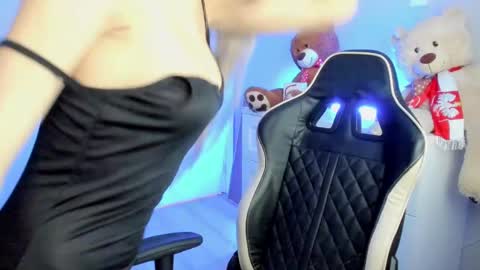 Snapshot of jess1ca_rabb1t chatting on December 2024 06:36:01 AM jess1ca_rabb1t online show from December 2024 06:36:01 AM