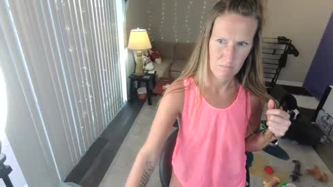 Snapshot of jess_dutton chatting on January 2025 08:32:01 PM Jessica online show from January 2025 08:32:01 PM