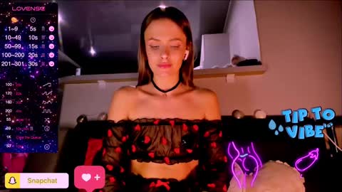 Snapshot of jess_kahawaty chatting on February 2025 10:44:02 PM Jess online show from February 2025 10:44:02 PM