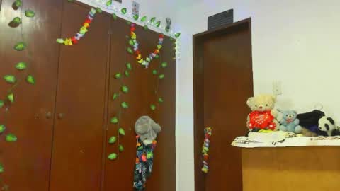 Jessica online show from April 2026 08:23:01 PM