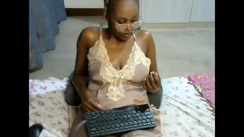 jessajoyy online show from February 2025 07:41:02 PM