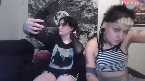 Jess and Pup online show from September 2025 12:21:01 AM