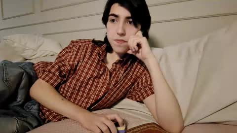 Jesee Estrella online show from October 2025 07:13:01 PM
