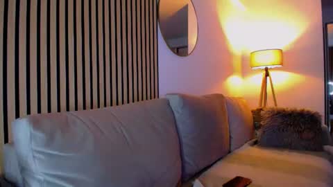 Jess online show from October 2025 06:54:01 AM