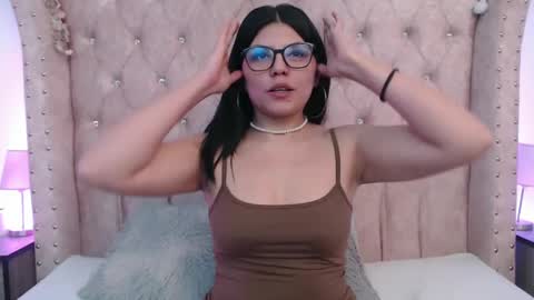 Jessica  online show from September 2025 03:23:02 PM