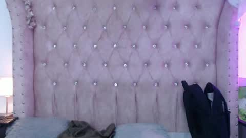 Jessica  online show from April 2026 02:33:01 AM