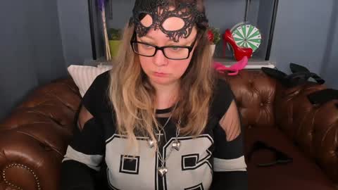 Jessica online show from January 2025 11:22:01 AM