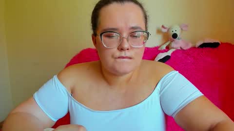 Natalia online show from September 2025 07:53:01 AM