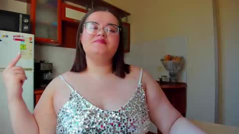 Natalia online show from October 2025 07:48:01 AM