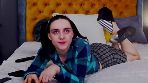 Jessica White online show from April 2026 03:45:02 AM