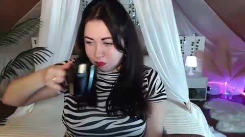 jessicaevanse online show from November 2025 06:23:02 AM