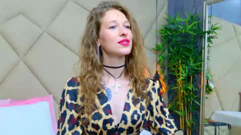 Snapshot of jessicagibson chatting on May 2026 08:03:02 PM Jessica online show from May 2026 08:03:02 PM