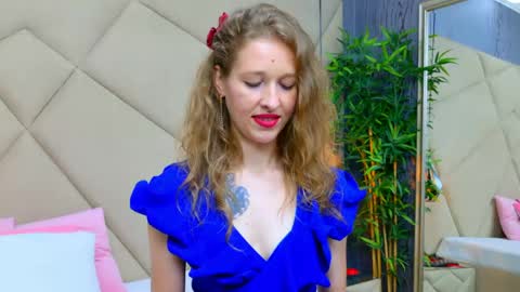 Snapshot of jessicagibson chatting on May 2026 07:55:02 PM Jessica online show from May 2026 07:55:02 PM