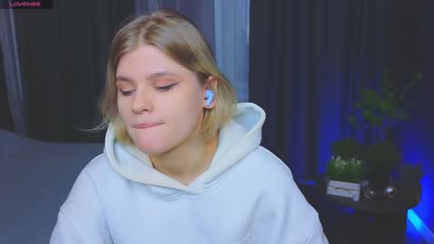 jessicaoconnor online show from December 2024 01:02:01 PM