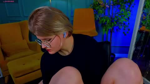 jessicaoconnor online show from January 2025 01:45:02 PM