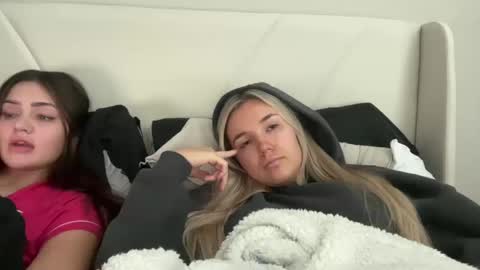 Jessica Parker online show from October 2025 03:35:02 PM