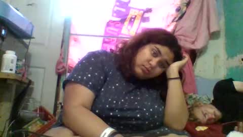 dovedianna online show from April 2026 11:43:02 PM