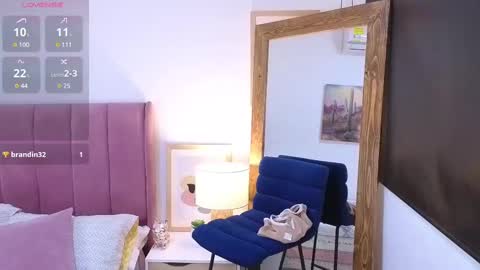 Jess online show from February 2025 07:19:02 PM