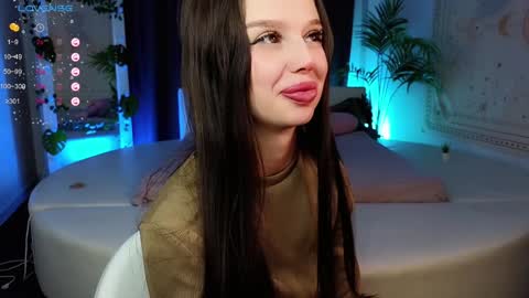 Snapshot of jessie_johns chatting on December 2024 06:57:02 PM jessie_johns online show from December 2024 06:57:02 PM