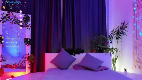 Snapshot of jessie_johns chatting on December 2024 07:00:02 PM jessie_johns online show from December 2024 07:00:02 PM