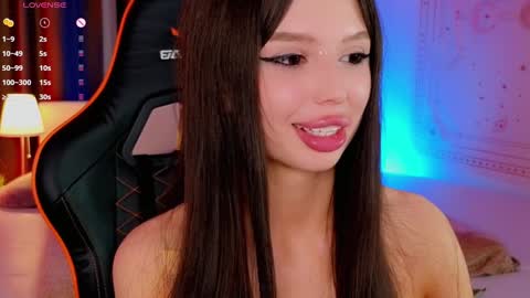 Snapshot of jessie_johns chatting on February 2025 06:45:01 PM jessie_johns online show from February 2025 06:45:01 PM