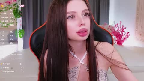 Snapshot of jessie_johns chatting on February 2025 07:19:02 PM jessie_johns online show from February 2025 07:19:02 PM