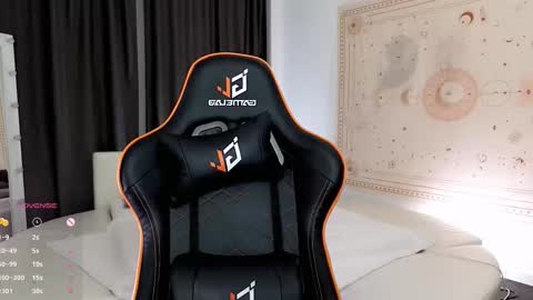 Snapshot of jessie_johns chatting on October 2025 03:35:02 PM jessie_johns online show from October 2025 03:35:02 PM