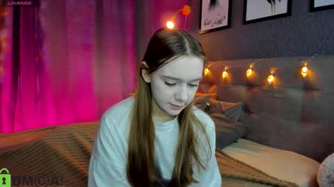 Jessie online show from December 2025 09:15:02 AM